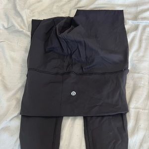 Lululemon leggings size 6!
